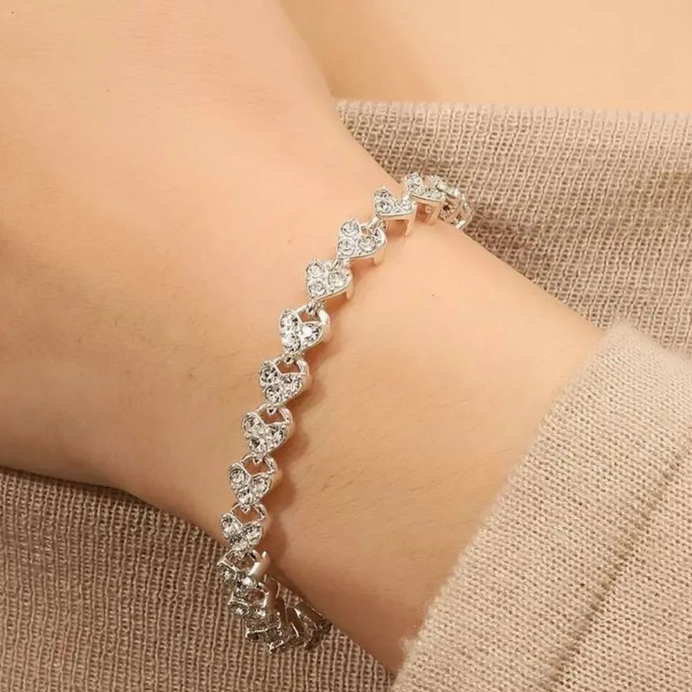 heart statement bracelet A274